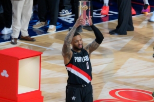 如何破解开拓者三分投射难题？开拓者新教练透露：利拉德即将归来