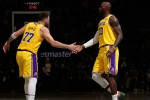 ClutchPoints：科比至詹姆斯至东契奇 湖人巨星传承延续