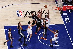 魔术师:OG的补篮不仅是NBA的经典,更是体育史上的辉煌瞬间之一