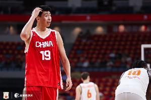 媒体人：明日可试徐昕，对方内线高柏凯活动区域限于油漆区
