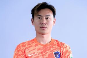 33岁后卫李松益与云南玉昆解除合同,成为自由球员后加入上海申花