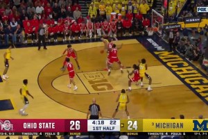 低位DPOY！火箭选中小钢炮桑顿，内线小防大能力也相当可以啊