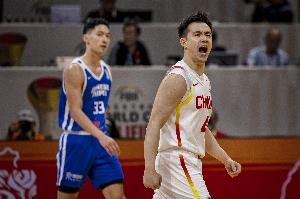 中国男篮高效运转，全队贡献22次助攻，赵继伟独揽6次；中国台北队全队送出14次助攻