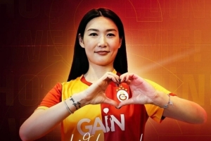 博主梳理杨莉娜海外数据：出场6场，首发1场，场均出场21分钟