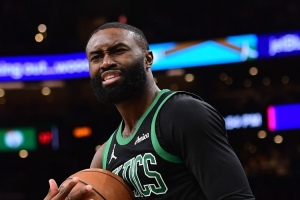 Windhorst:绿军并非因换字母才被迫交易布朗,而是早已决定进行这笔交易