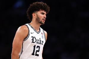 德隆：布泽尔已准备好征战NBA，爵士队不会因其父亲关系而选择他